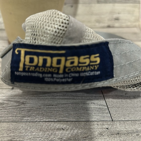 Alaska mountain bear gray distressed trucker baseball cap hat - Picture 6 of 6